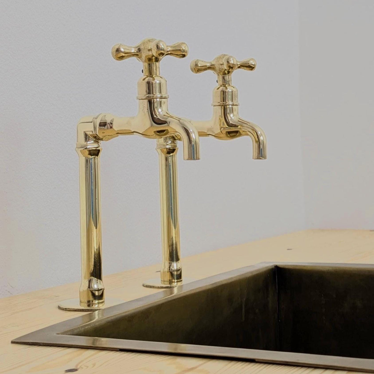 Angled view showing spout and handles