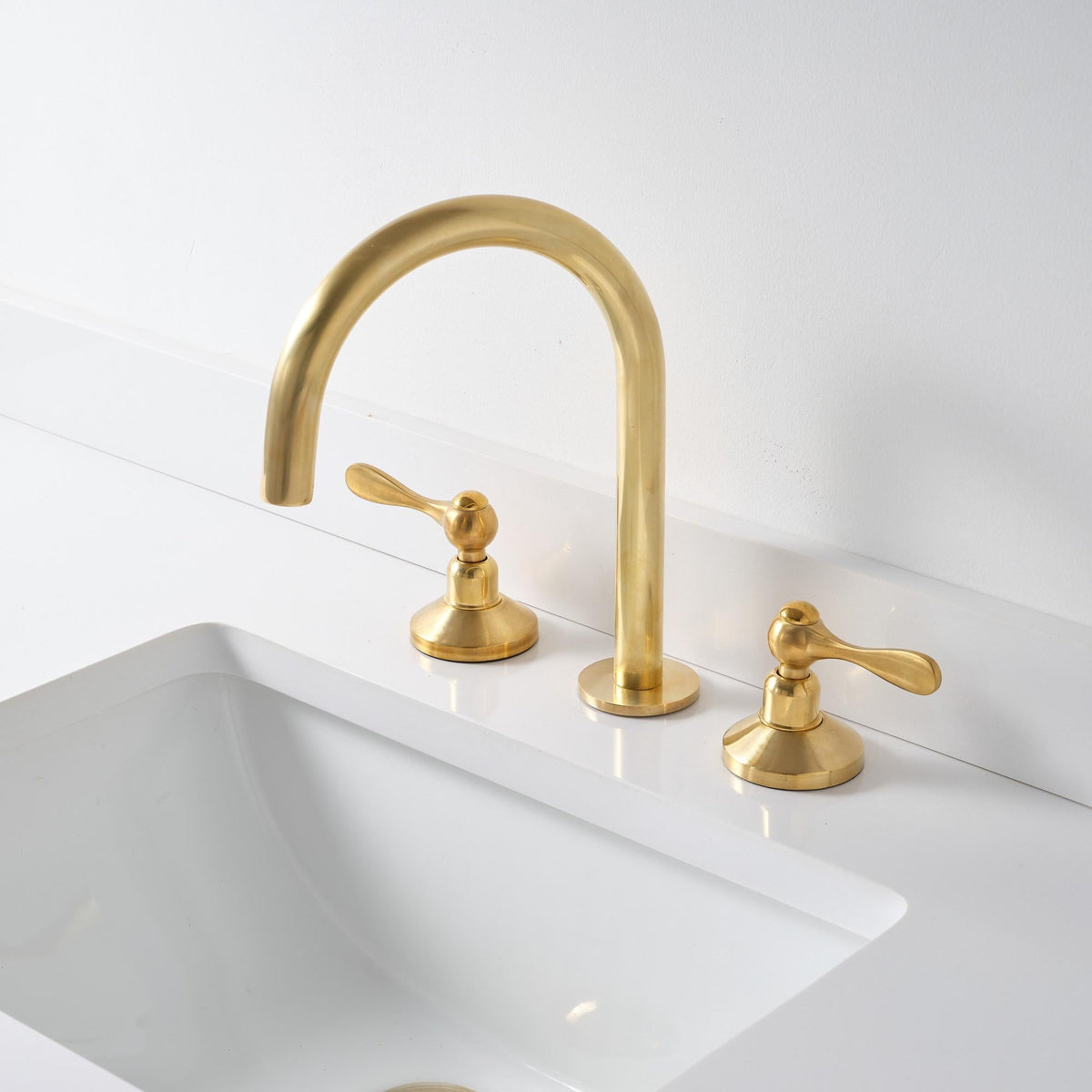 Handcrafted widespread bathroom faucet in solid living brass