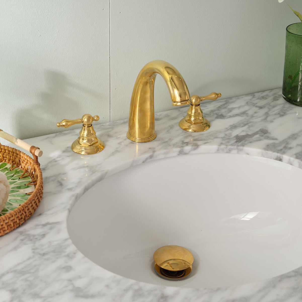Luxury widespread bathroom faucet in living unlacquered brass