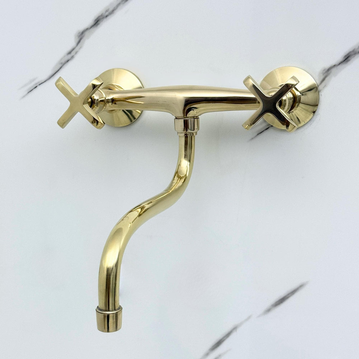 Premium solid brass wall mount faucet with living brass finish